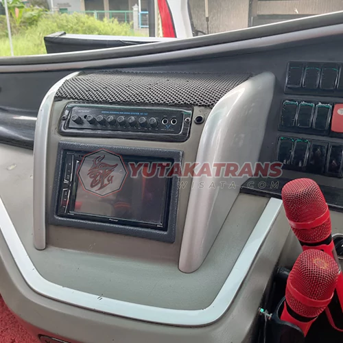 fasilitas bus microhpone